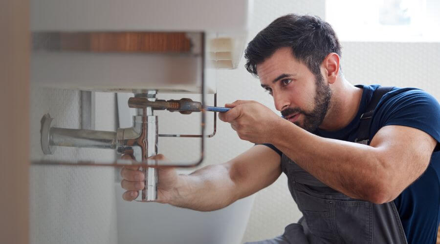 Local tankless water heater installation in Newtown, IN